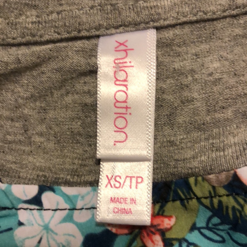 Xhilaration crop top size XS - Picture 6 of 8